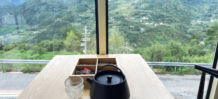 达瓦更扎山屿四季好民宿图片