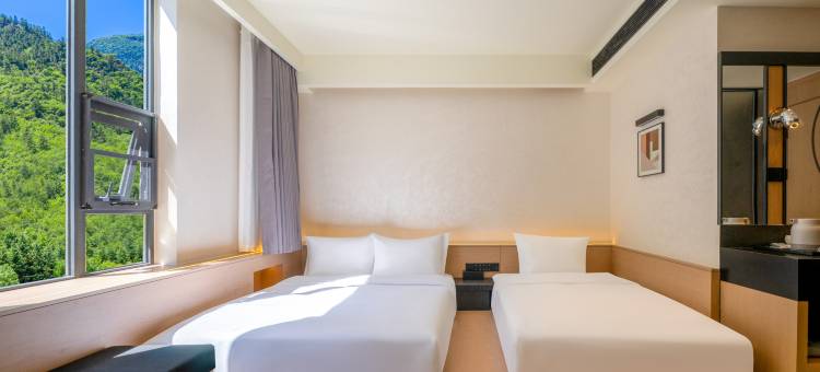 SFEEL设计师酒店(九寨沟景区游客中心店)图片