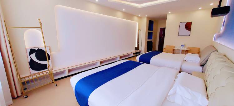 奇点智能酒店(德州德百物流批发城奥莱广场店)图片