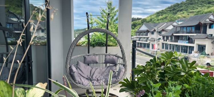 山和月·阳台观岳赏星怜花侘寂风设计原宿(武当山景区售票处店)图片