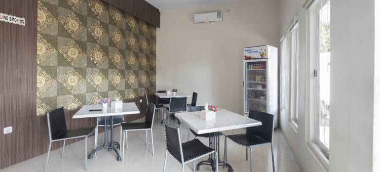 阿斯特拉诺维利亚酒店(Hotel O Makassar near Pantai Losari formerly Hotel Astra Novilia)图片