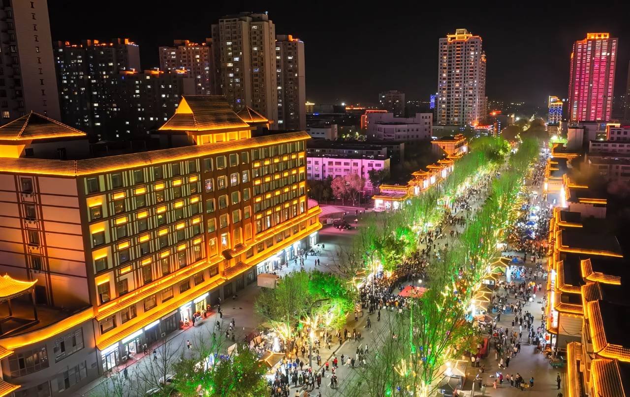 奎屯丽呈酒店(驿马巷旅游文化街区市政府店)图片