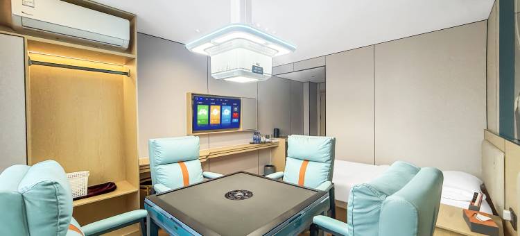 鑫龙商务酒店(中山南头站海雅缤纷城店)图片