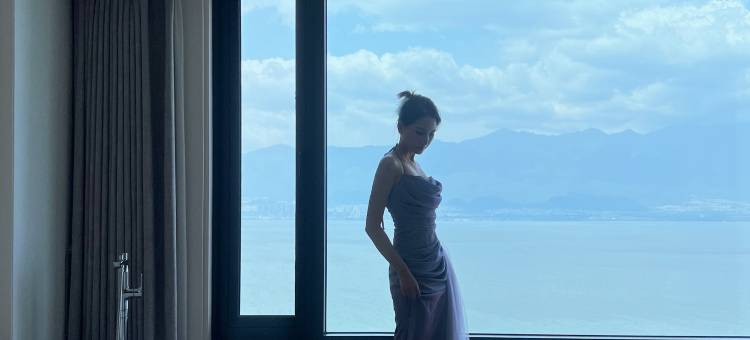 大理十二云彩别墅海景酒店(洱海店)图片