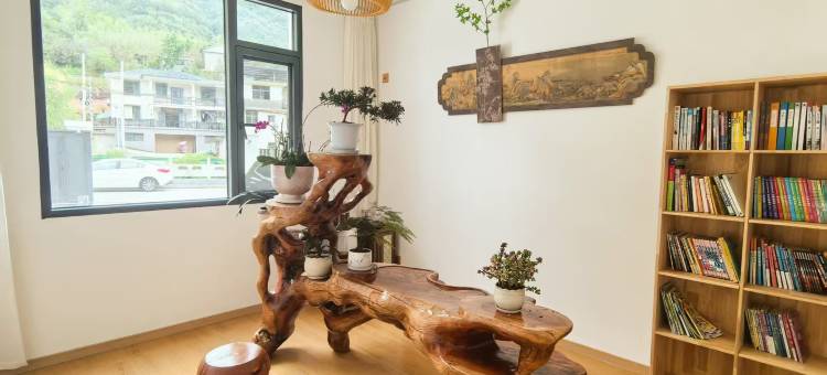 宁陕溪畔居民宿图片