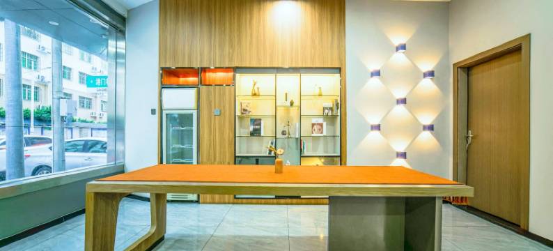 三亚悦尔漫酒店(鸿洲游艇码头港店)图片