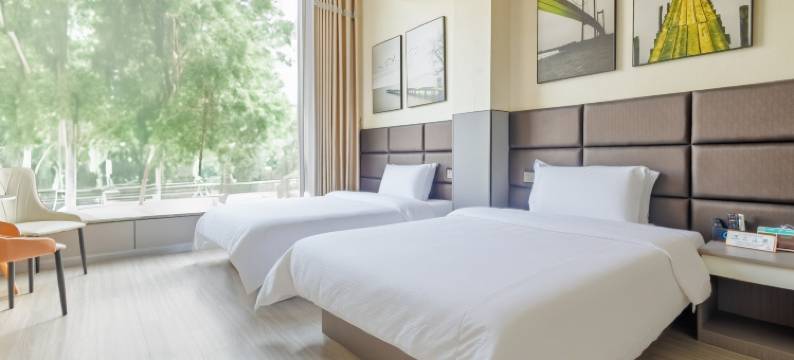 随州市半岛湖景酒店(随州博物馆店)图片