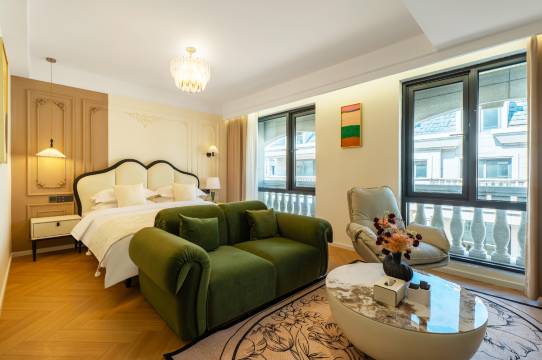 缦云端民宿·Clouds villa·度假别墅(昆明滇池海埂大坝店)