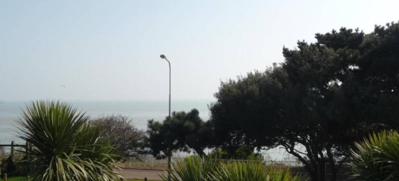 Esplanade Hotel - Clacton On Sea (Beachfront Hotel) by OYO图片