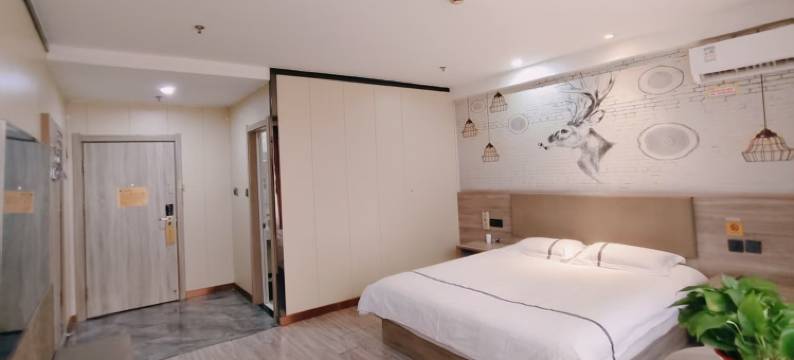 驿家365连锁酒店(惬山湖店)图片