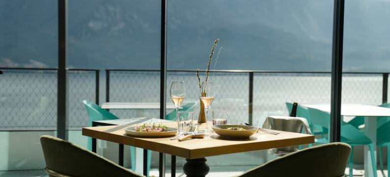 伊阿拉 - 湖景之梦(EALA – My Lakeside Dream)图片