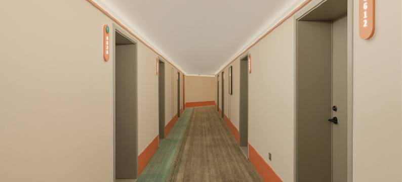 雷神电竞酒店(临沂河东国际会展中心店)图片