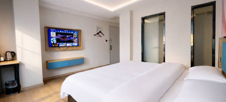 艺选安來酒店(张家港金港中央广场店)图片