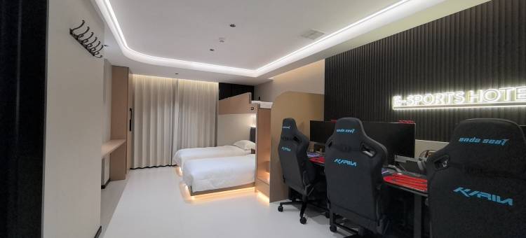 凌海市卓越主题酒店图片