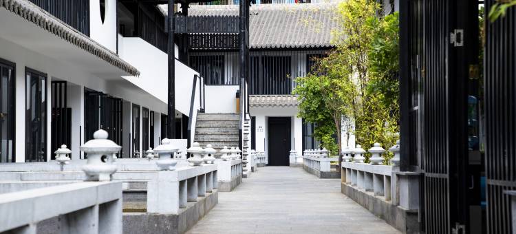 龚禧里·禧见酒店(昆明火车站万象城店)图片