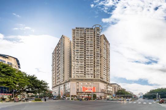 坤逸·精品酒店(遂宁第三人民医院中央商务区步行街店)