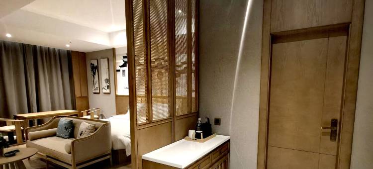 华亭金华大厦图片