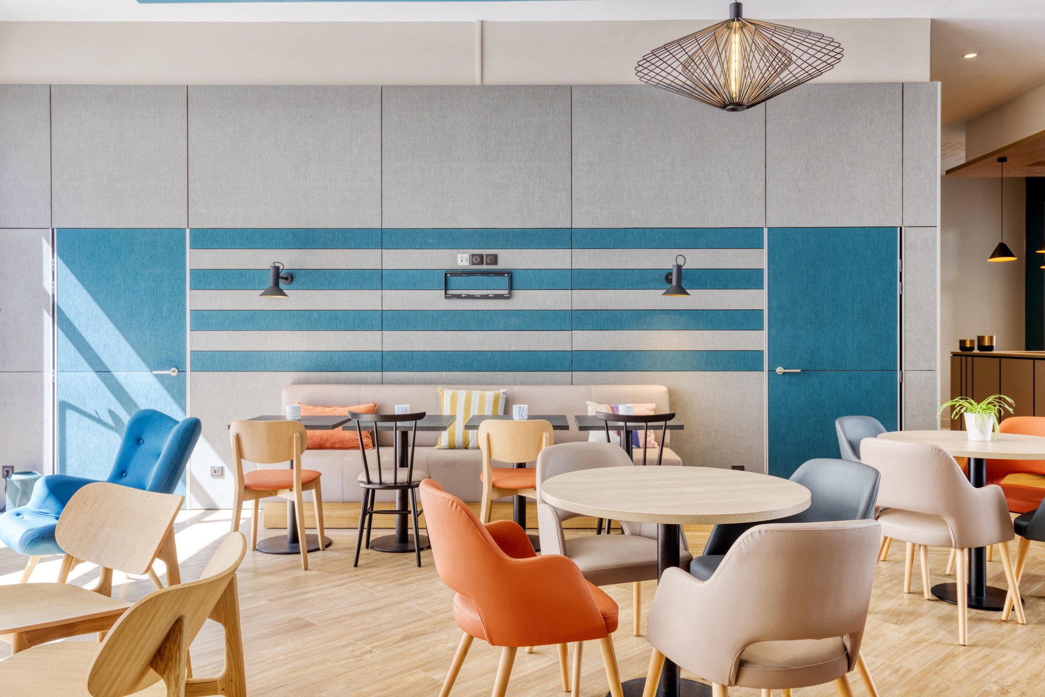 Appart'City Confort Paris Clichy - Mairie Over view