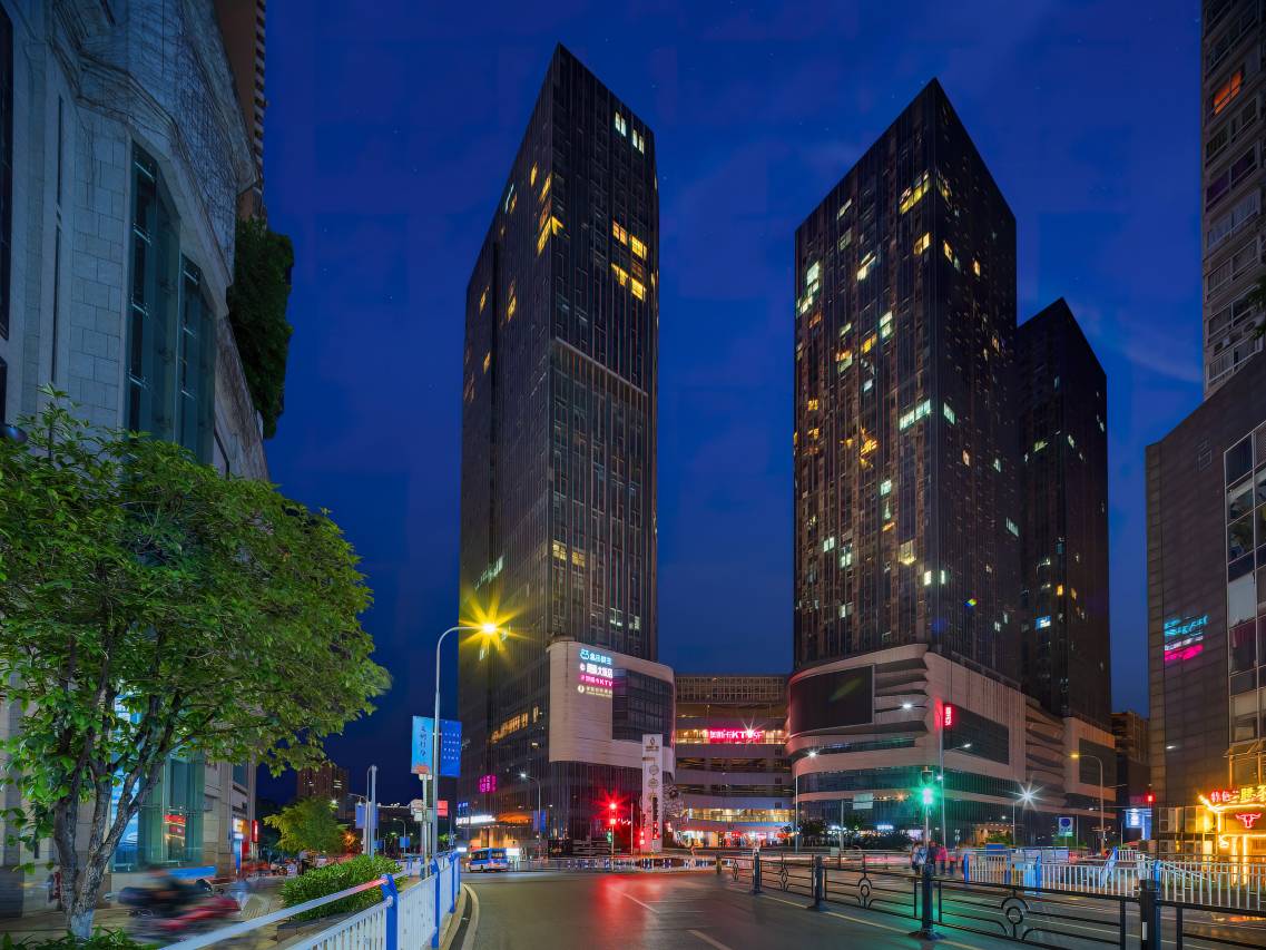 重庆杨家坪步行街建国铂萃酒店图片