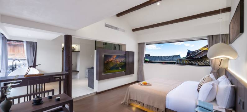 蓝栖美居设计师民宿(忠义市场木府店)图片