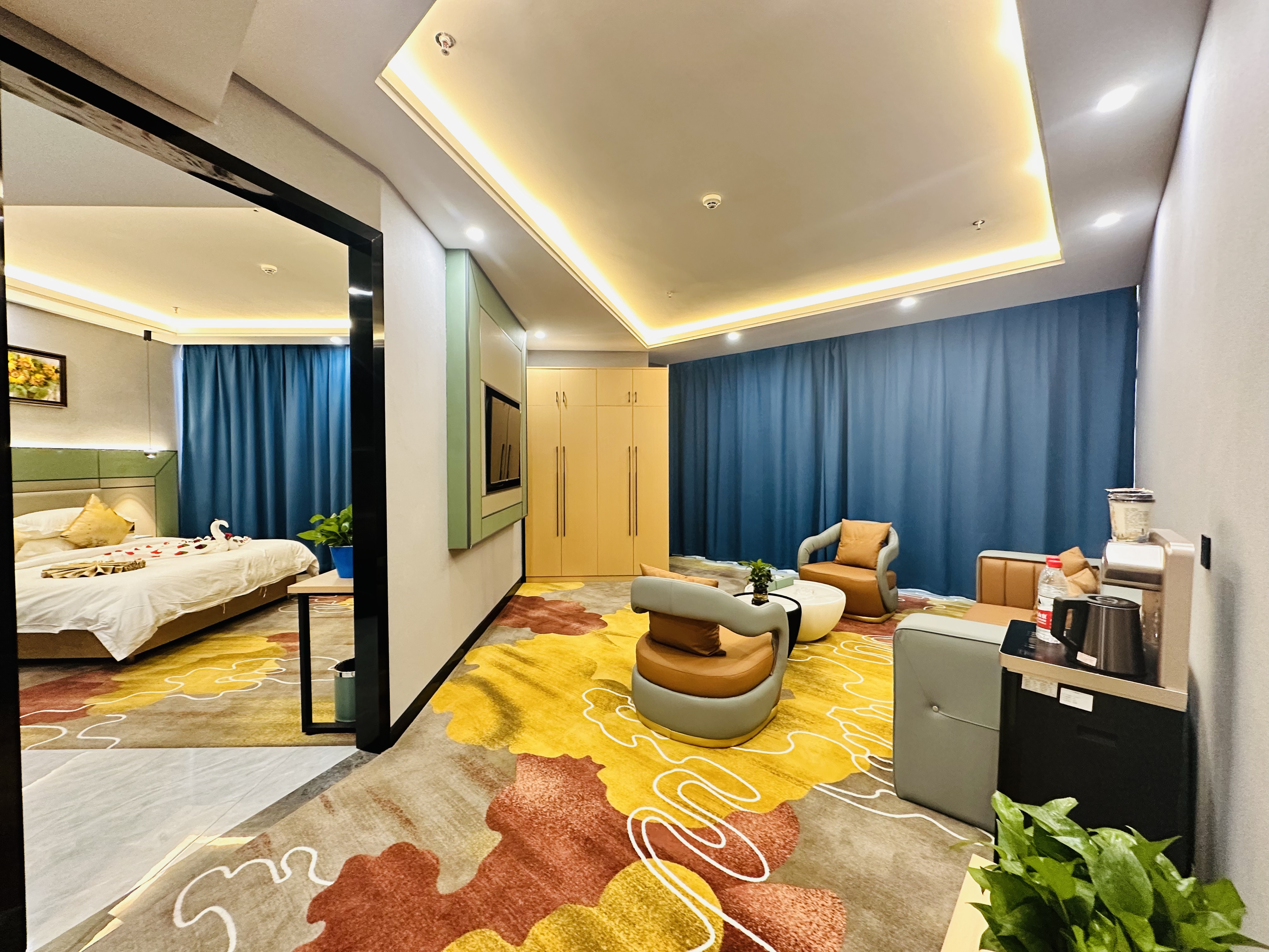 zhong he hotelOver view