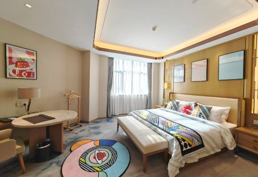 Lihua Jianguo Hotel Hotel Overview