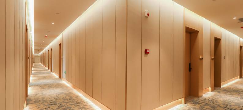 沐雅铂金酒店(南京新街口常府街地铁站店)图片