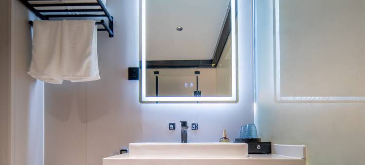 灰鲸智能酒店(安国东方药城店)图片