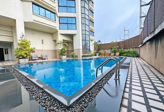 Lanna Palace 2004 Hotel Overview