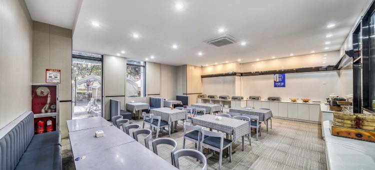 朵江南酒店(嵊州市中心吾悦广场店)图片
