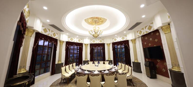 南京苏宁环球大酒店(柳州东路地铁站1914商业街店)图片