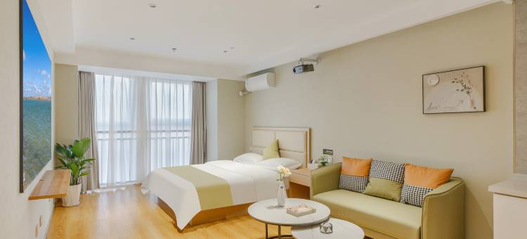 日照屹坤名宿(华润万象汇金汇时代广场店)图片