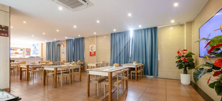 东萌大酒店(钦州万国广场高铁东站店)图片