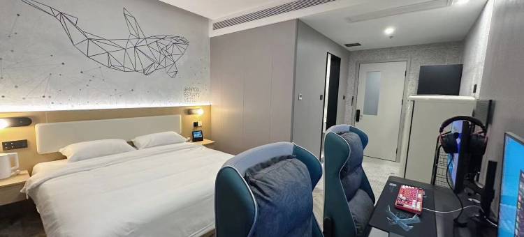 网鱼电竞酒店(天津东丽复悦里店)图片