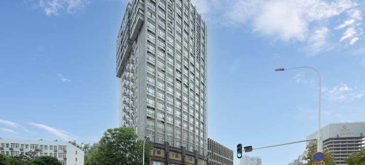 白玉兰酒店(武汉大学小洪山地铁站店)图片