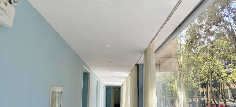 石林芸水畔酒店(双龙公园店)图片