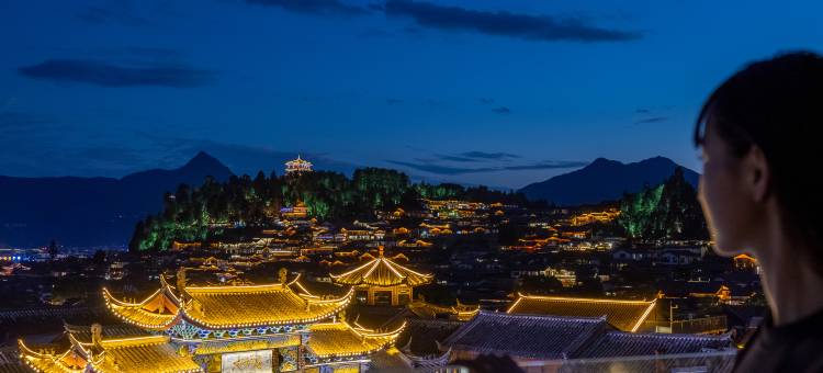 Echo良栖山舍·晚风惬观雪山古城全景度假酒店(丽江古城大水车店)图片