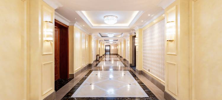 阿尔万豪大酒店(阿尔山火车站店)图片