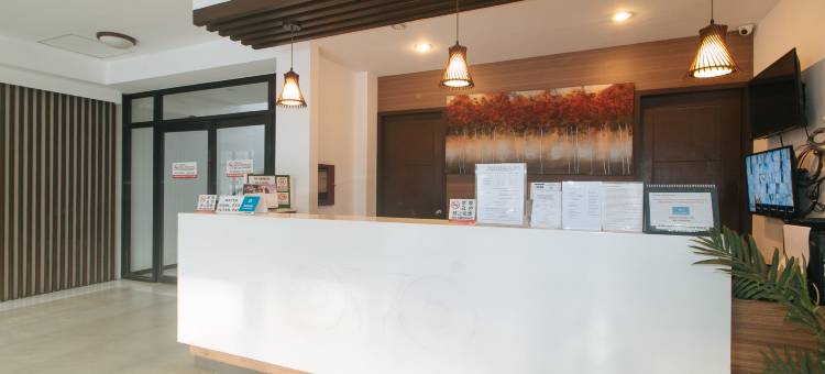 马蒂纳红多兹旅行者酒店(RedDoorz @ Traveler Inn Matina)图片