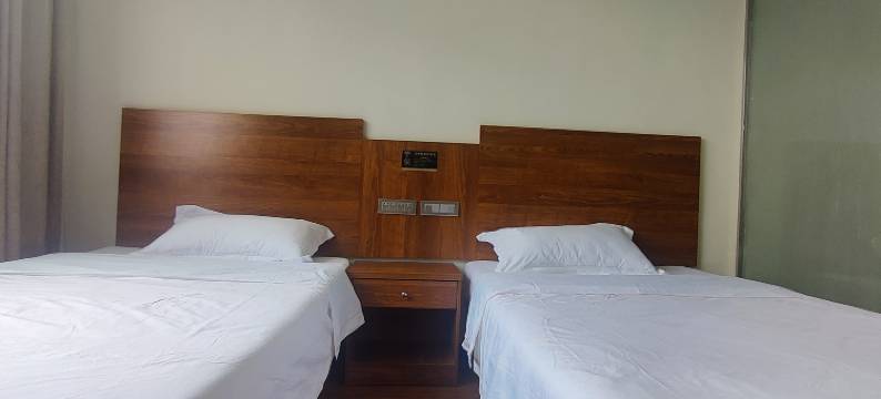 布用客栈(荔波高铁站店)图片