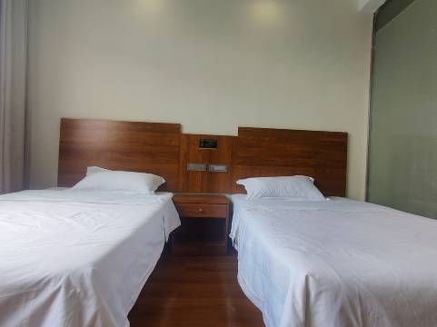 布用客栈(荔波高铁站店)