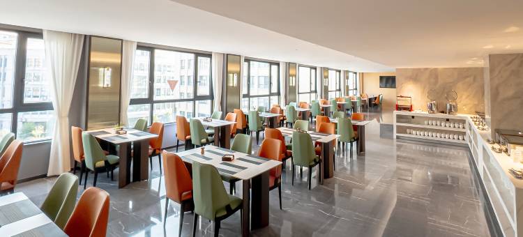 温州泰顺鸿鑫大酒店(新鸿广场人民医院店)图片