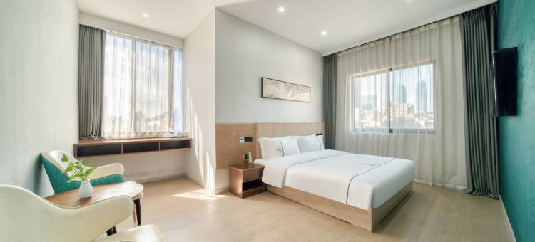 甘棠桥大酒店(湖州爱山广场衣裳街店)图片