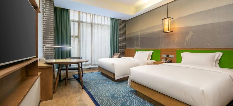 豪致酒店(三阳广场火车站店)图片