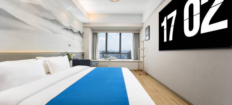 青年阳光轻奢投影酒店(成都东郊记忆龙湖滨江天街店)图片