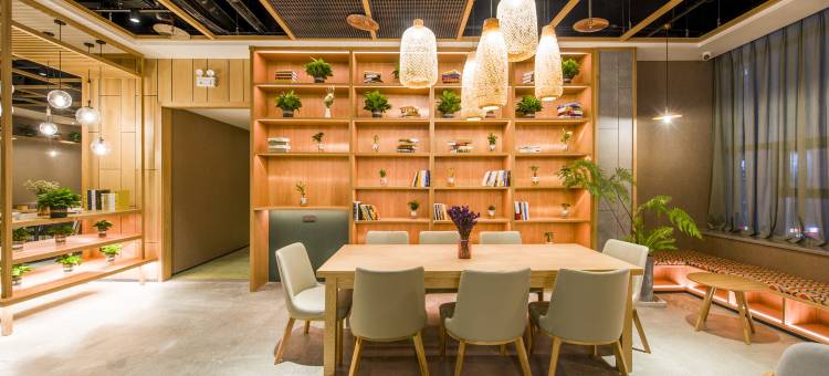 秋果酒店(深圳会展中心岗厦地铁站店)图片