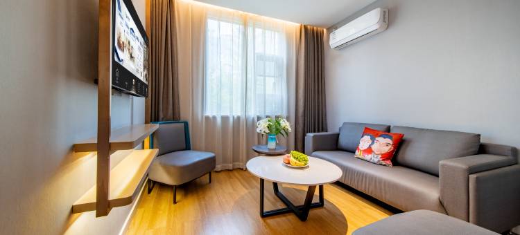 白玉兰酒店(西安航天城地铁站店)图片