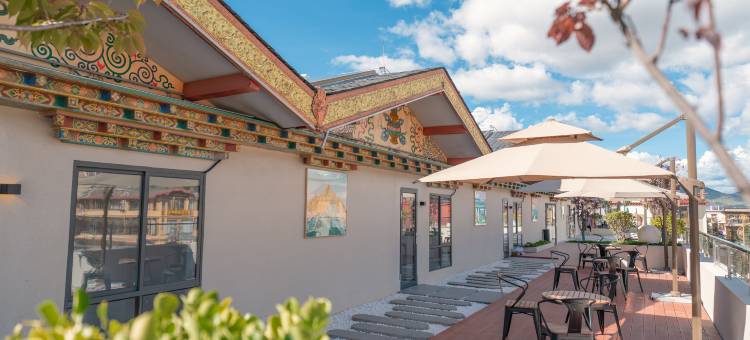 九凤·花园供氧民宿(香格里拉独克宗古城店)图片