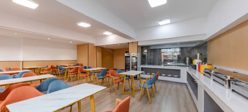 赛楠酒店(阳江粤运汽车总站店)图片