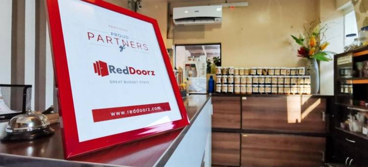 红门酒店Plus尼尔罗宾逊斯广场根山(RedDoorz Plus near Robinsons Place Gensan)图片